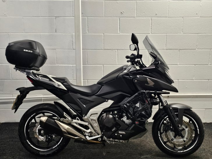 Honda NC750X DCT