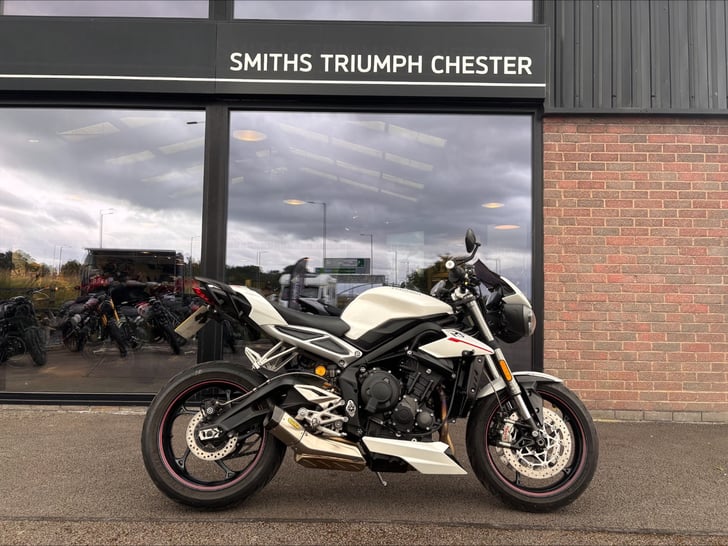 Triumph STREET TRIPLE 765 RS
