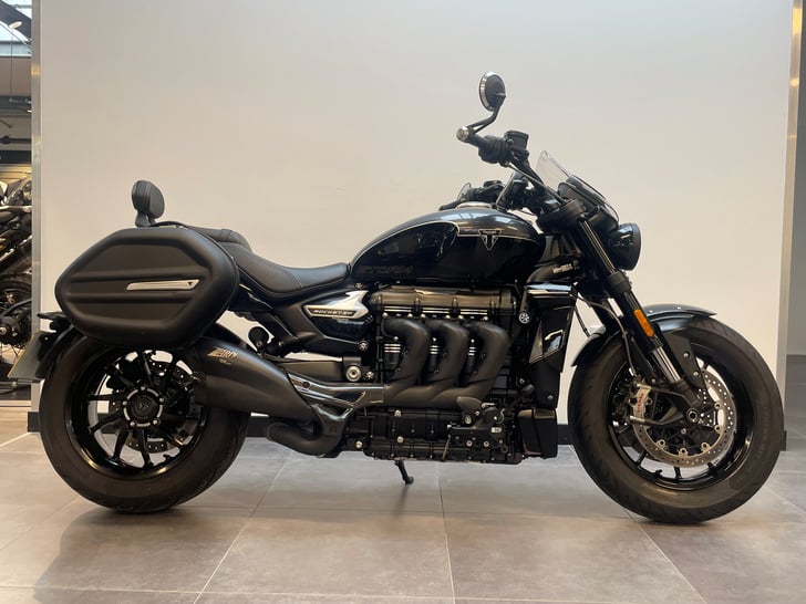 Triumph ROCKET 3 STORM GT