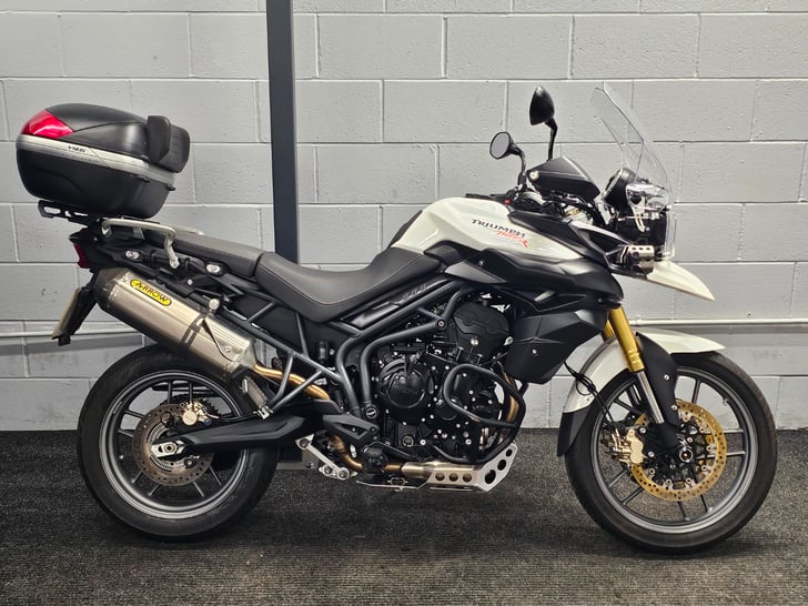 Triumph TIGER 800
