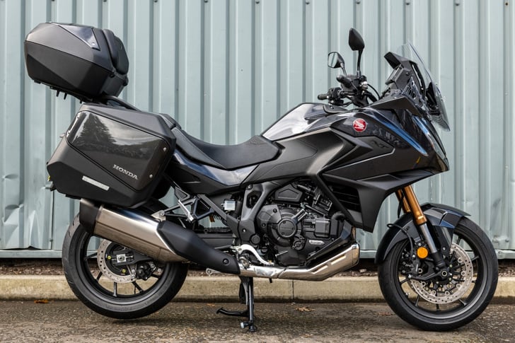 Honda NT1100 DCT Electronic Suspension