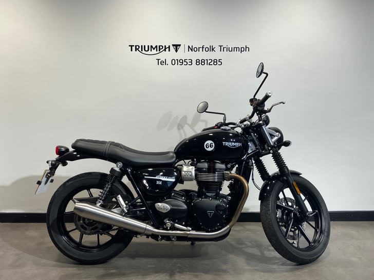 Triumph STREET TWIN