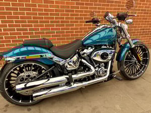 Used Harley-Davidson SOFTAIL SOFTAIL FXSB BREAKOUT for sale in London | Image 2