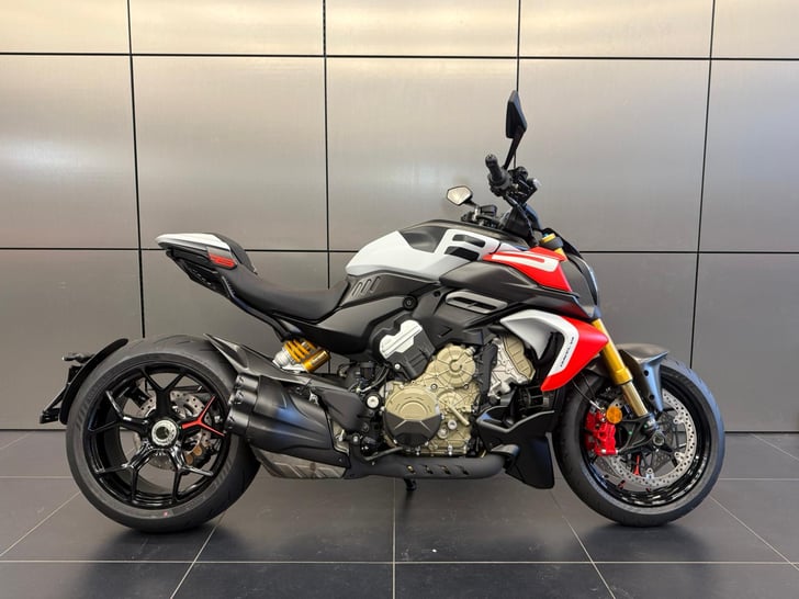 Ducati DIAVEL V4 RS