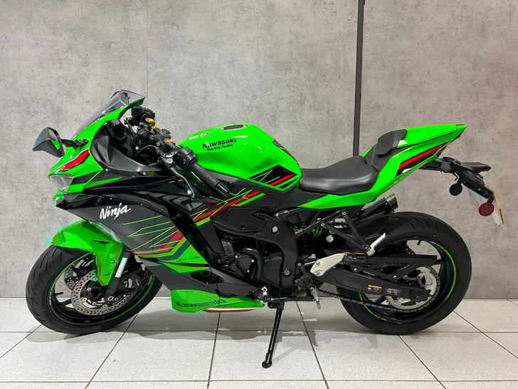 Kawasaki NINJA ZX-4RR