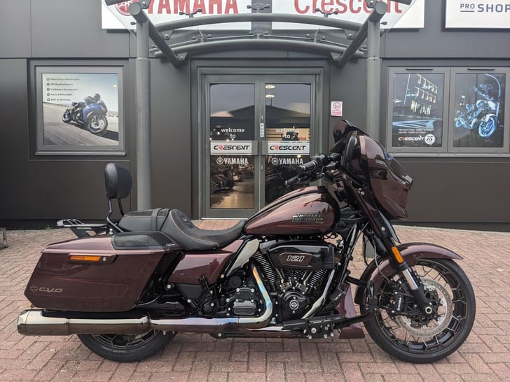 Harley-Davidson CVO STREET GLIDE