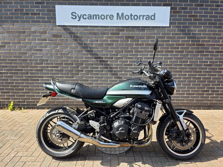 Kawasaki Z900 RS MODERN CLASSIC