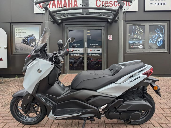 Yamaha XMAX 125 Tech Max +