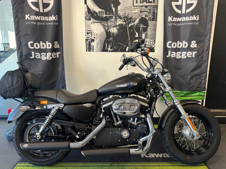Harley-Davidson SPORTSTER XL1200C CUSTOM