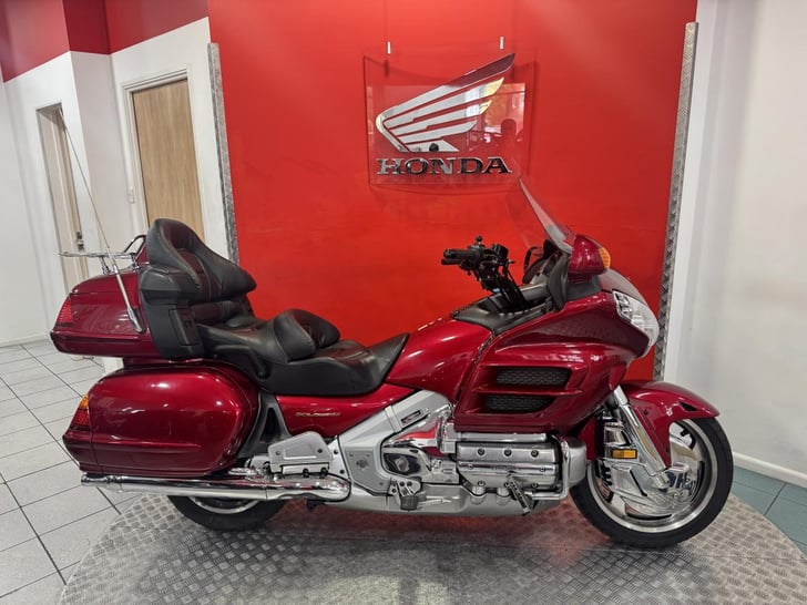 Honda GL1800 GOLD WING