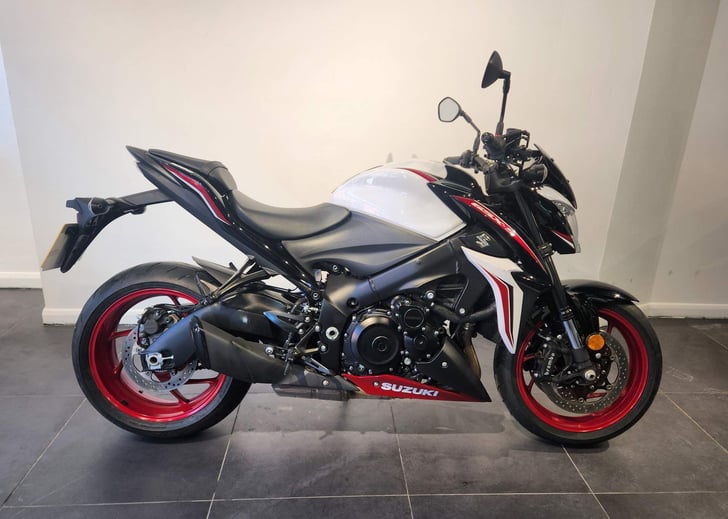 Suzuki GSX-S1000 1000