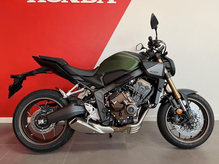 HONDA CB650R E-Clutch
