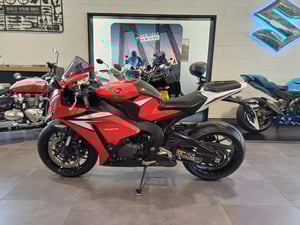 Honda CBR1000RR FIREBLADE