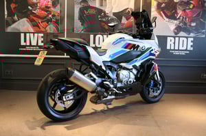 Used BMW M 1000 XR M 1000 XR 1000 CLAW-SHIFTED for sale in Watford | Image 3