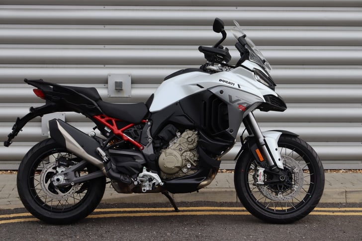Ducati MULTISTRADA V4 S SPOKED WHEELS