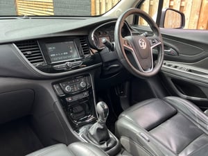 Used Vauxhall MOKKA X MOKKA X 1.6 CDTI ELITE EURO 6 (S/S) 5DR for sale in Chesterfield | Image 2