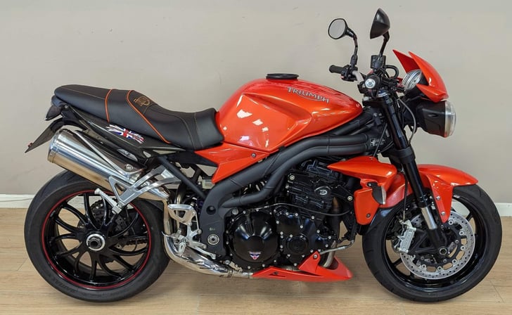 Triumph SPEED TRIPLE 94 1050