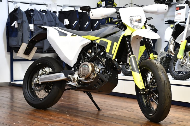 Husqvarna 701 SUPERMOTO