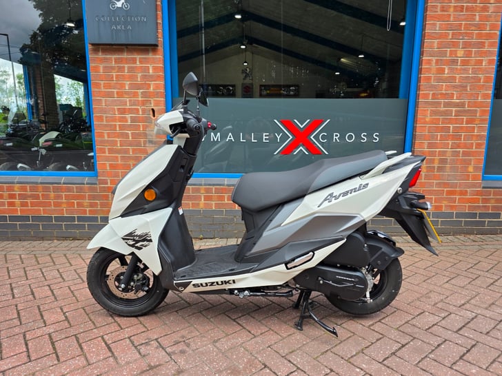 Suzuki Avenis 125