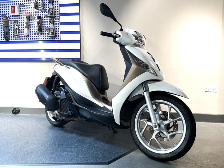 Piaggio MEDLEY 125