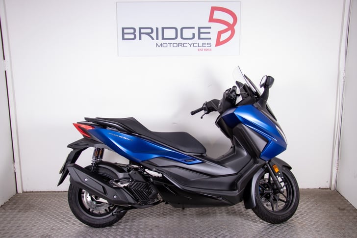Honda FORZA 125