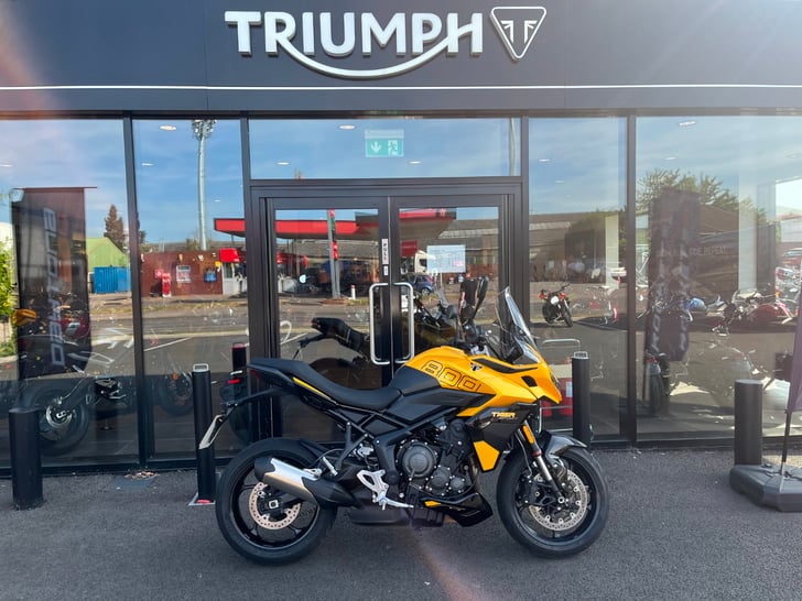 TRIUMPH Tiger Sport 800