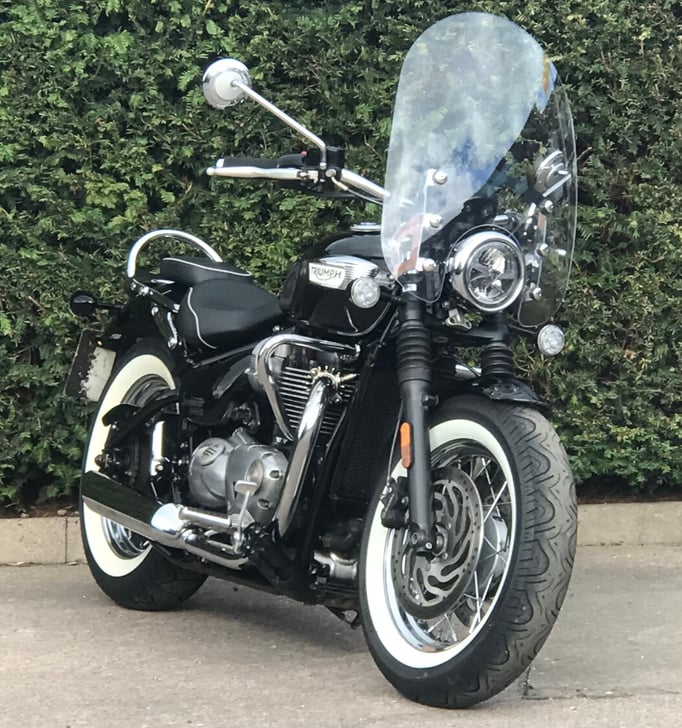 TRIUMPH BONNEVILLE SPEEDMASTER