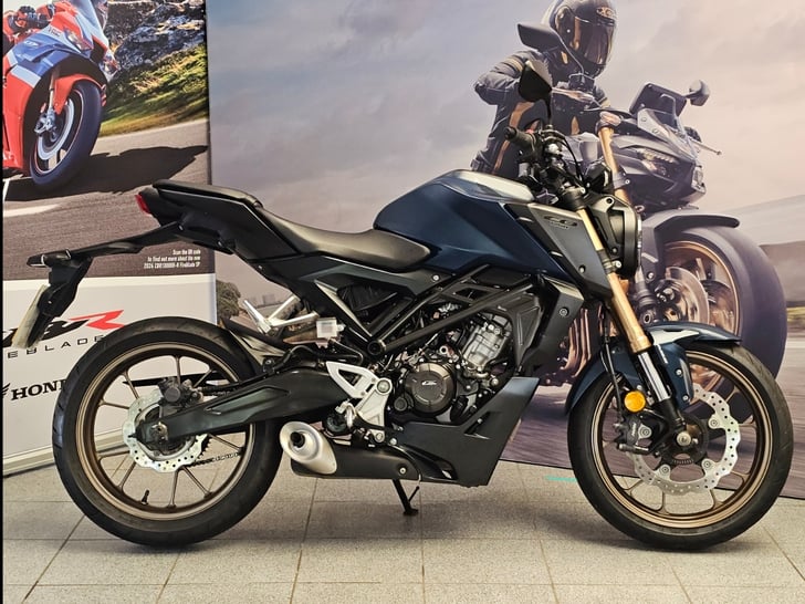 Honda CB125R