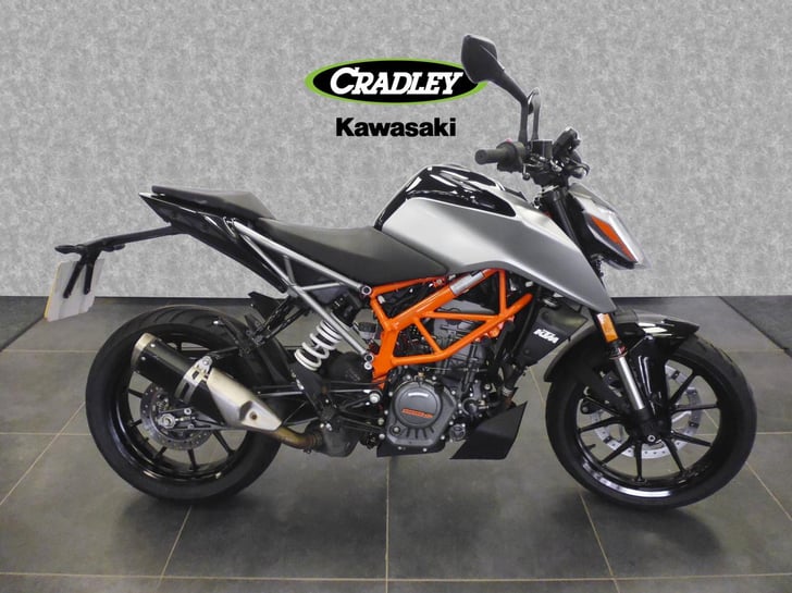 KTM DUKE 125