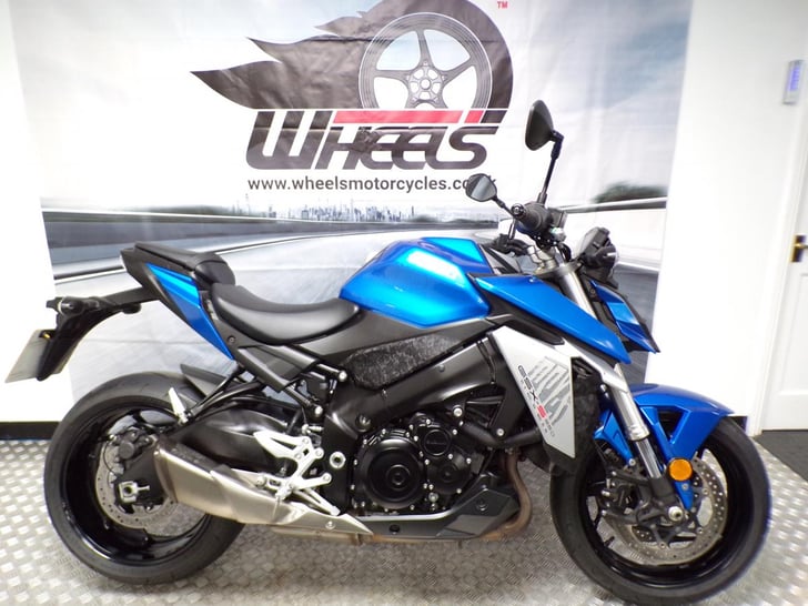 Suzuki GSX-S950