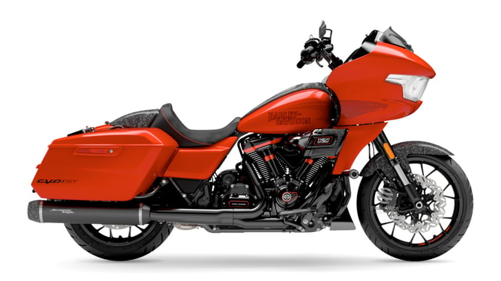 CVO™ ROAD GLIDE™ ST