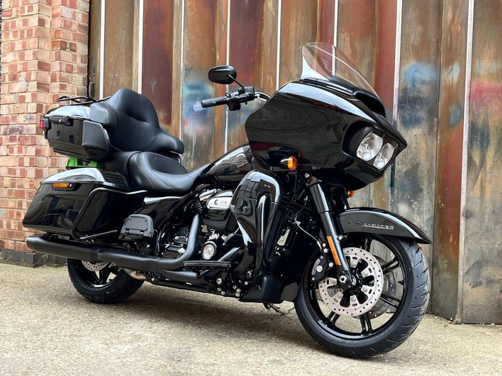 Harley-Davidson TOURING 1868 FLTRK ROAD GLIDE LIMITED