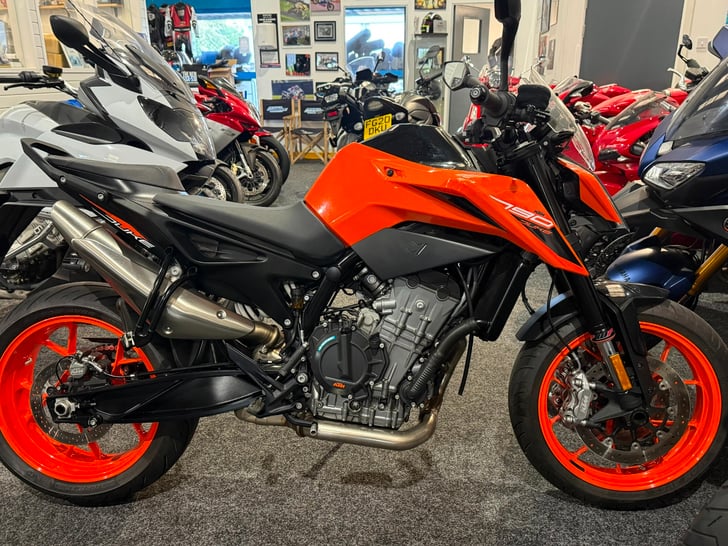 KTM 790 DUKE