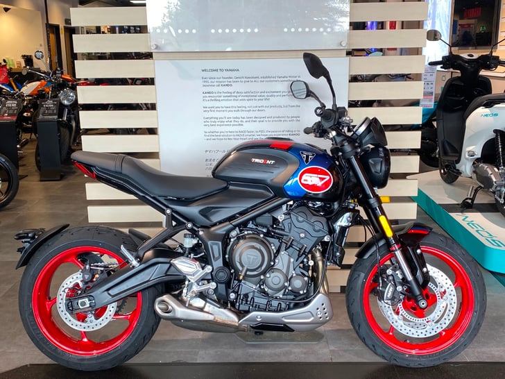 Triumph TRIDENT 660 TRIPLE TRIBUTE EDITION