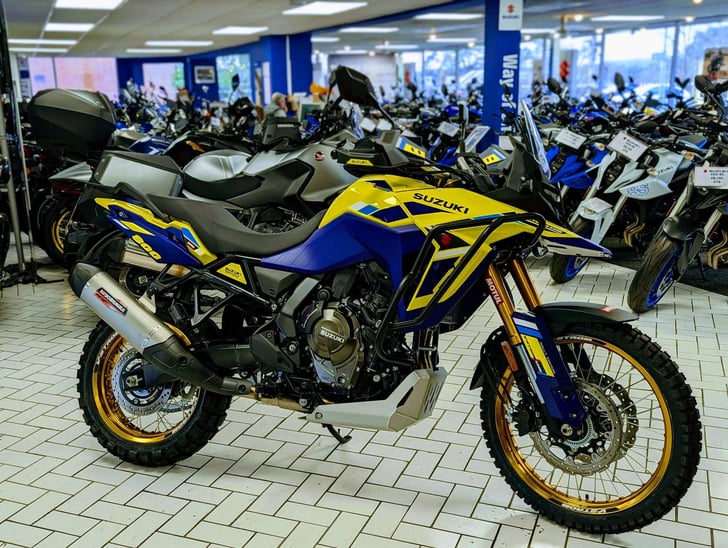 Suzuki V-STROM 800DE