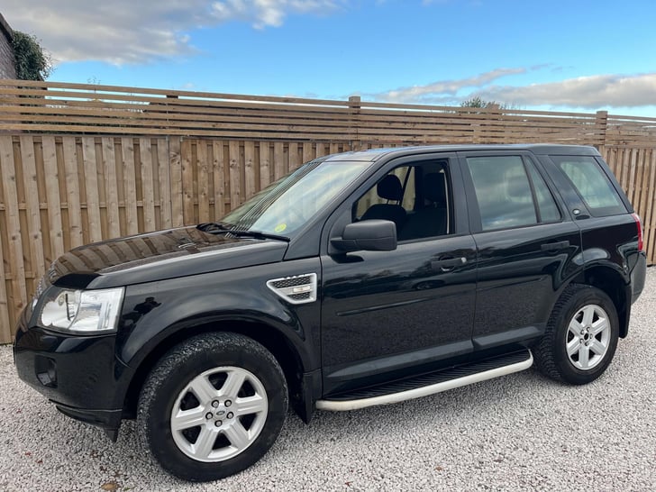 Land Rover FREELANDER 2 for sale in Chesterfield