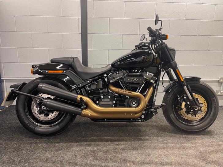 Harley-Davidson SOFTAIL FXFBS FAT BOB 114