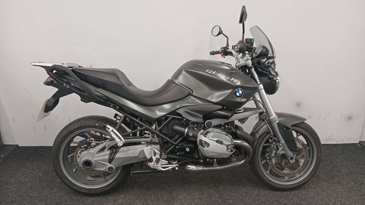 BMW R1200R