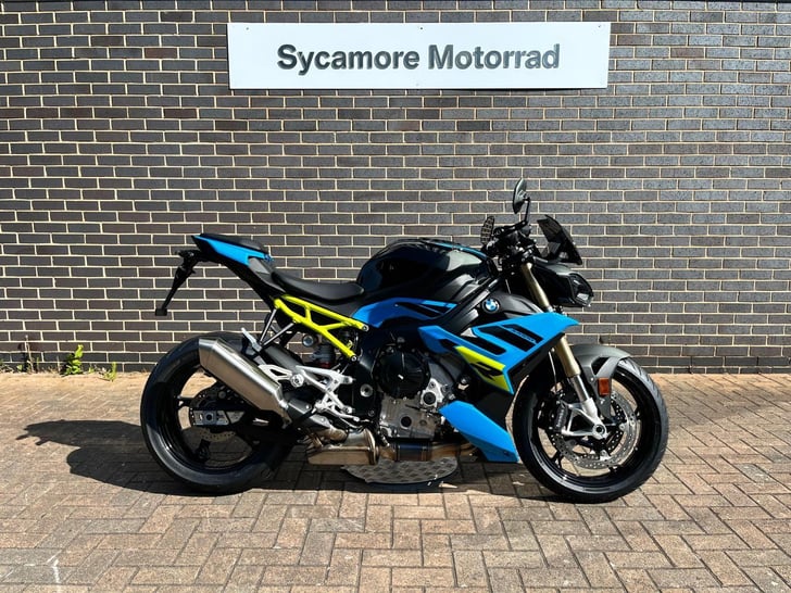 BMW S 1000 R SPORT CLAW-SHIFTED
