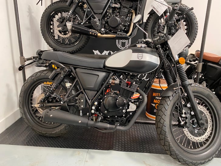 Mutt GT-SR 125