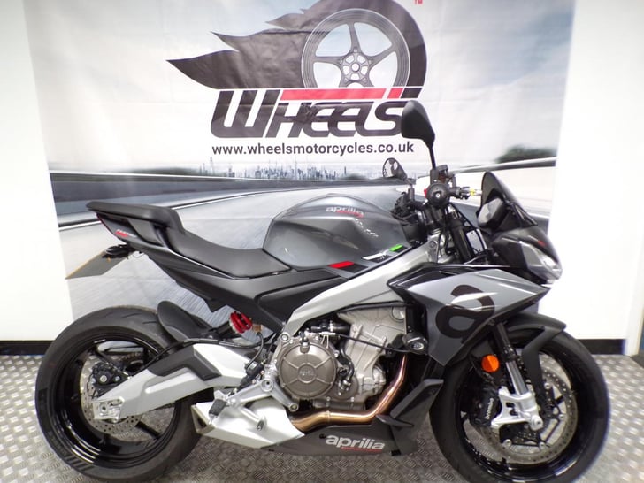 Aprilia TUONO 660
