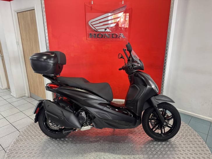 Piaggio BEVERLY 400
