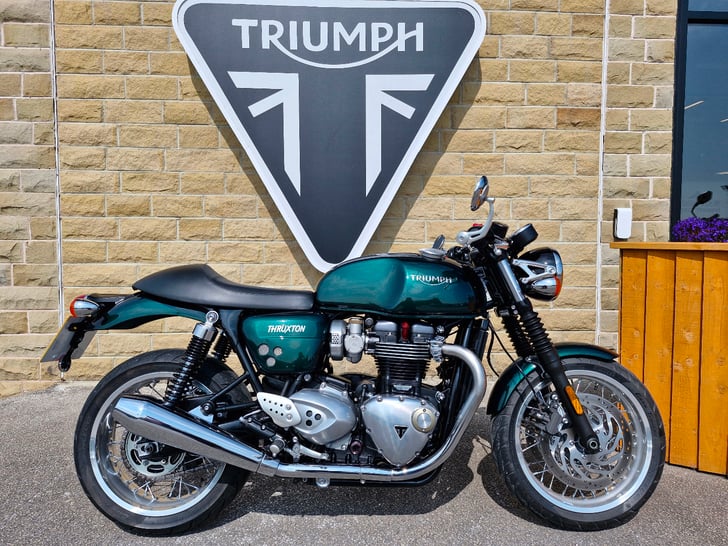 Triumph THRUXTON 1200