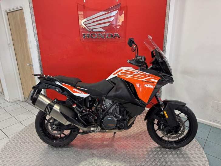 KTM 1290 SUPER ADVENTURE 
