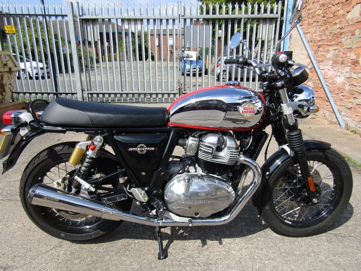 Royal Enfield INTERCEPTOR 650 TWIN CHROME