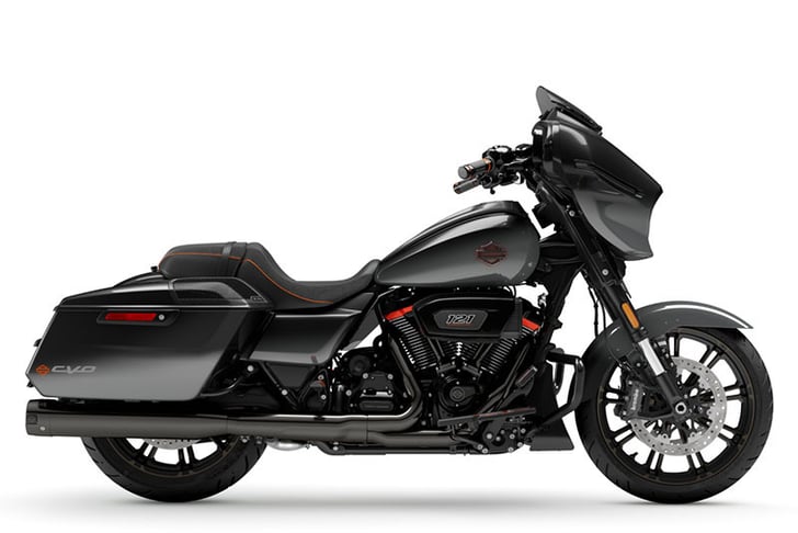 HARLEY-DAVIDSON CVO FLHXSE STREET GLIDE