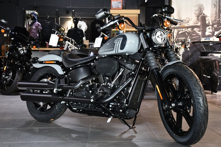 Harley-Davidson SOFTAIL FXBBS STREET BOB 114