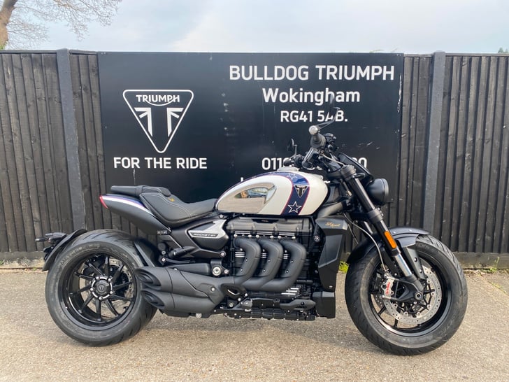 TRIUMPH ROCKET 3 STORM R