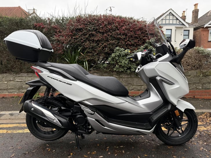 Honda NSS300AK 