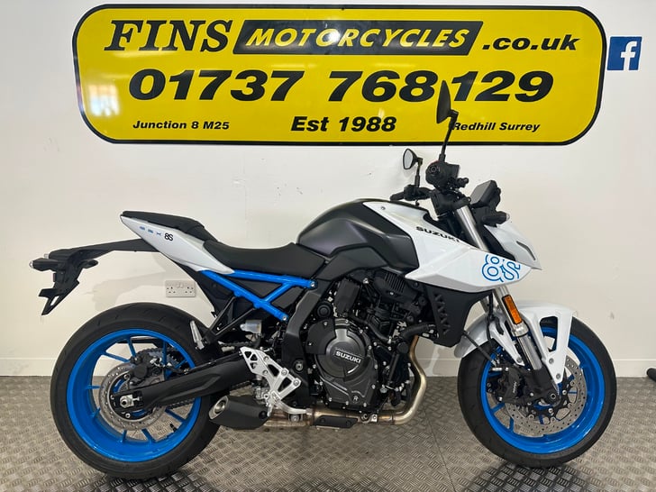 Suzuki GSX-8S